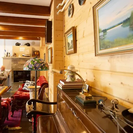 Vuotson Maja Bed & Breakfast